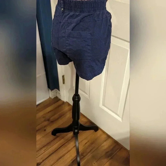 Sonoma Cargo Women's Shorts(Size 16 Navy Color) (EUC) - Picture 8 of 10